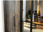 door to Oma